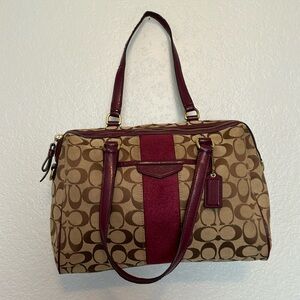 Coach | Signature Plum Shoulder Bag